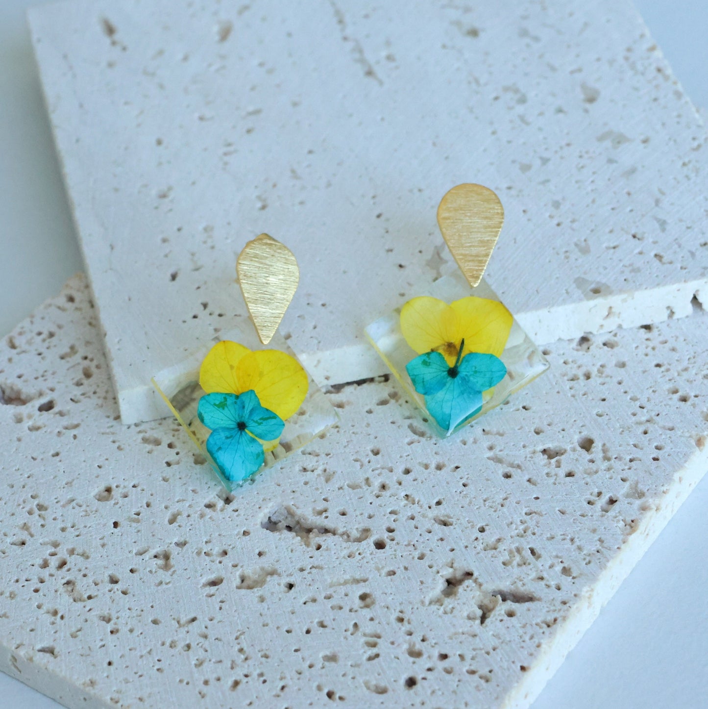 Pressed Blue/Yellow Flower Earring