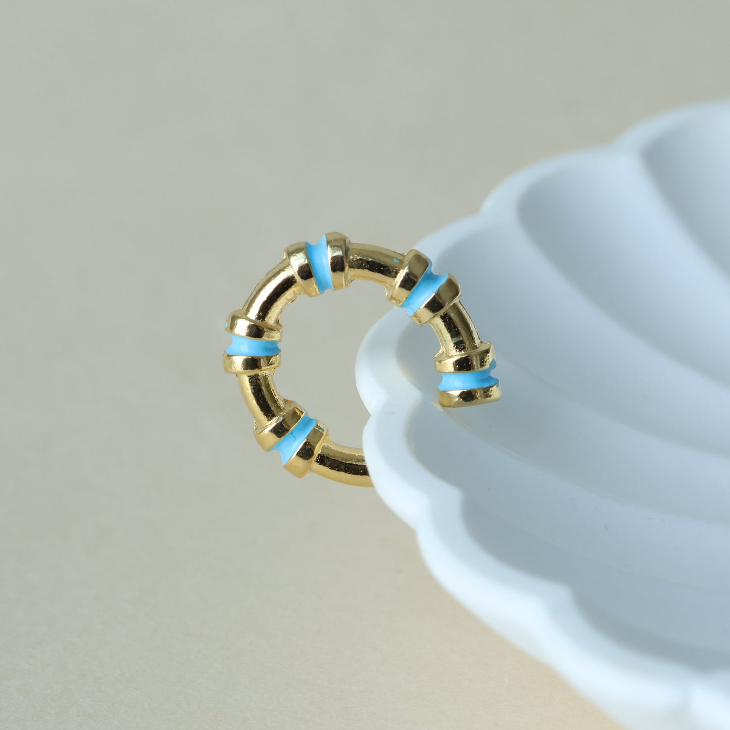 Gold Horseshue Ear Cuff