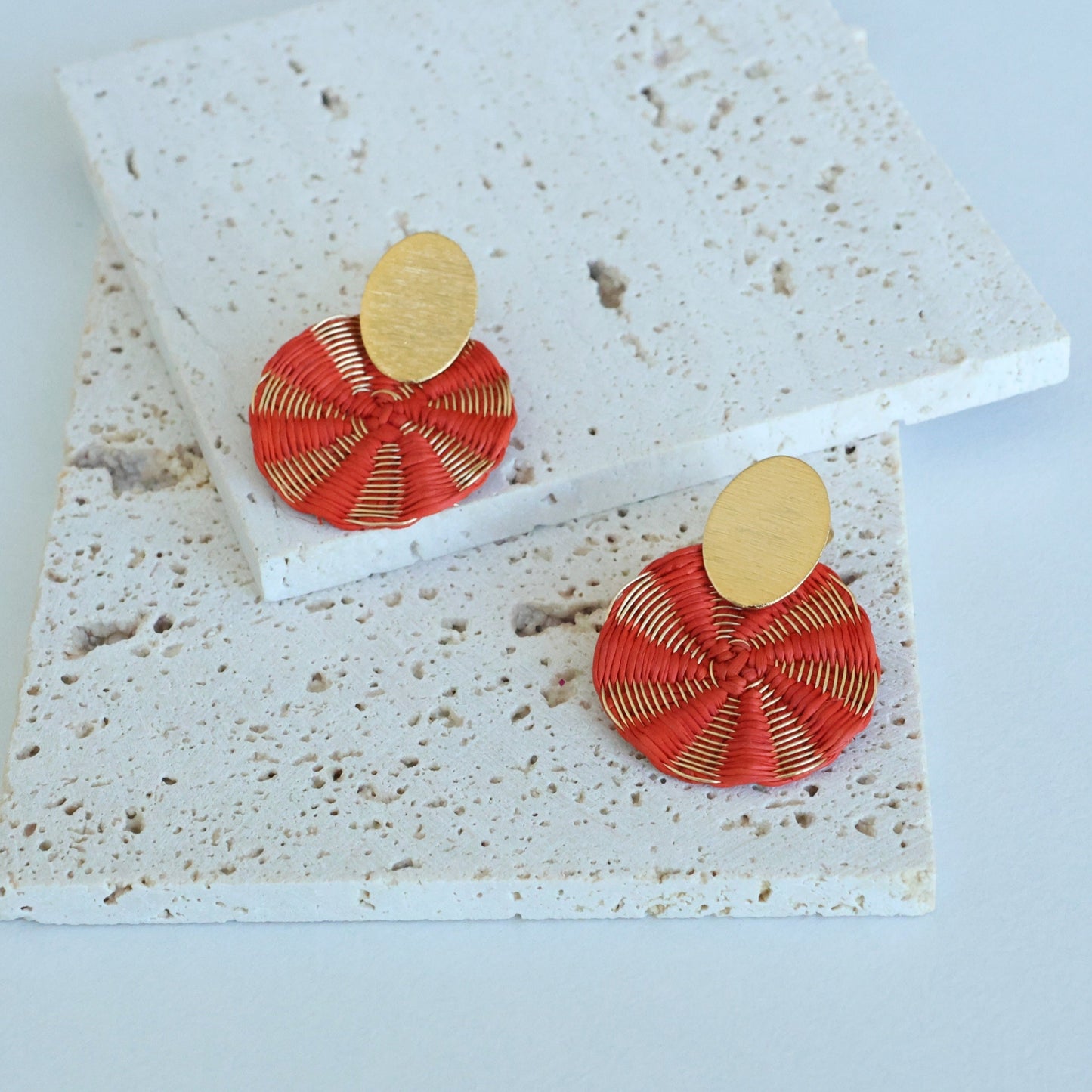 Wire Stripes Plantain Earrings