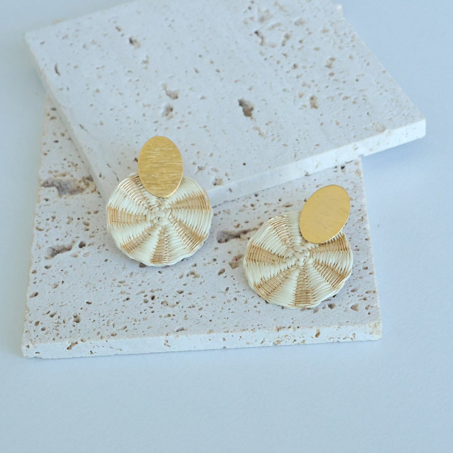 Wire Stripes Plantain Earrings